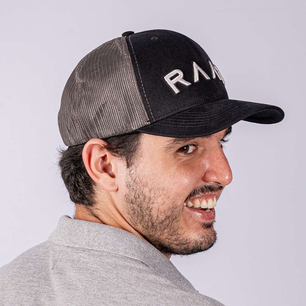 Boné preto e cinza tela RAAT