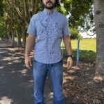 Camisa manga curta azul com cinza xadrez