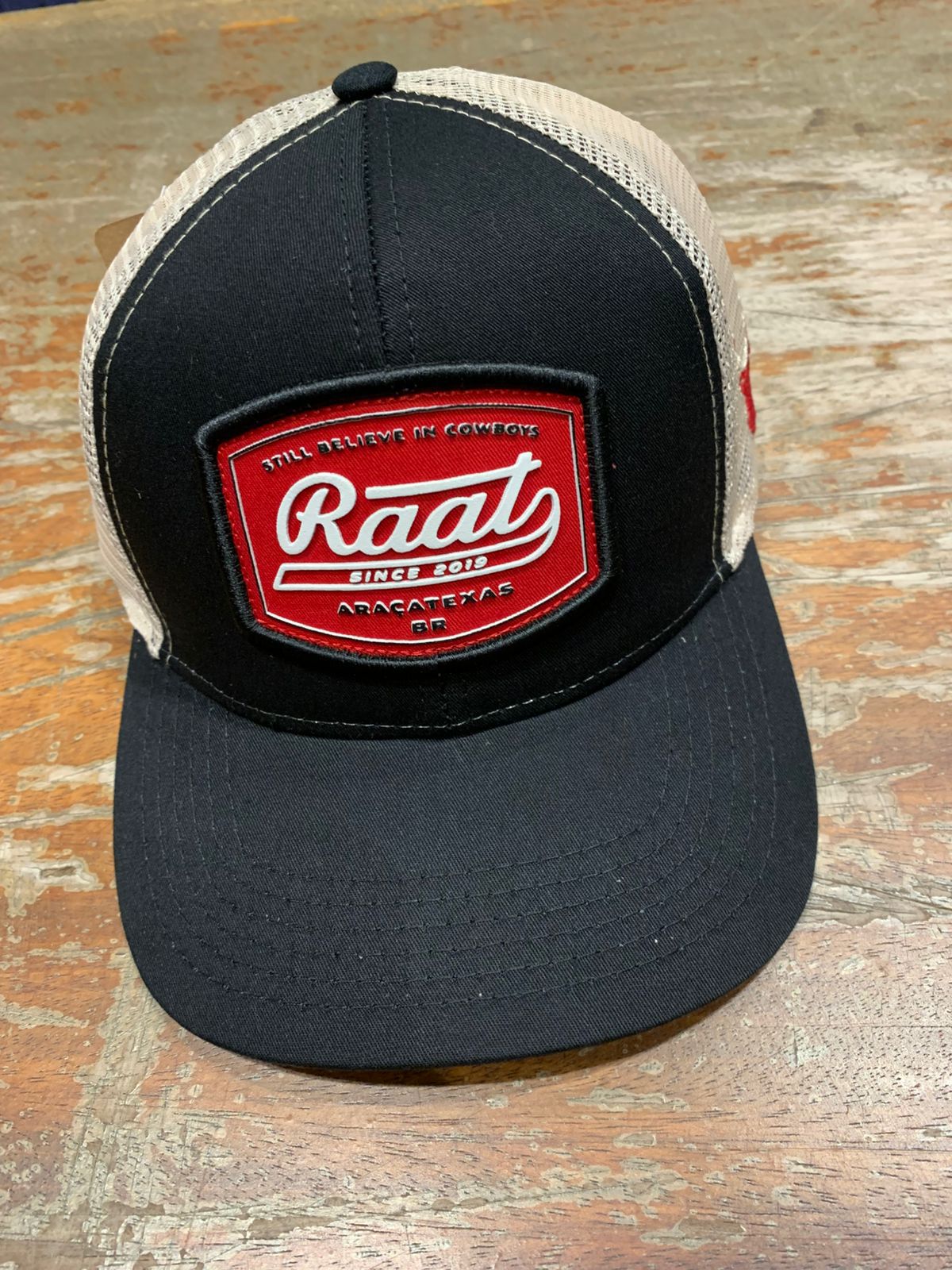 Boné preto e bege tela RAAT - Imagem 2