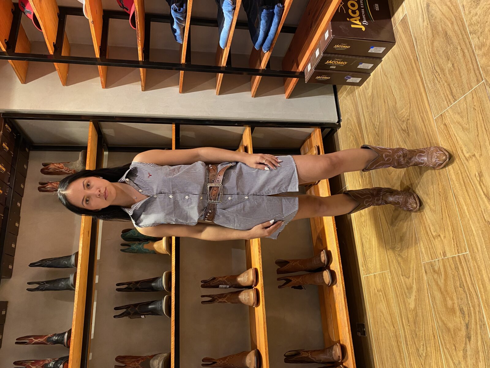 Chamise RAAT xadrez Preta