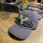 Boné RAAT tecido cinza e verde