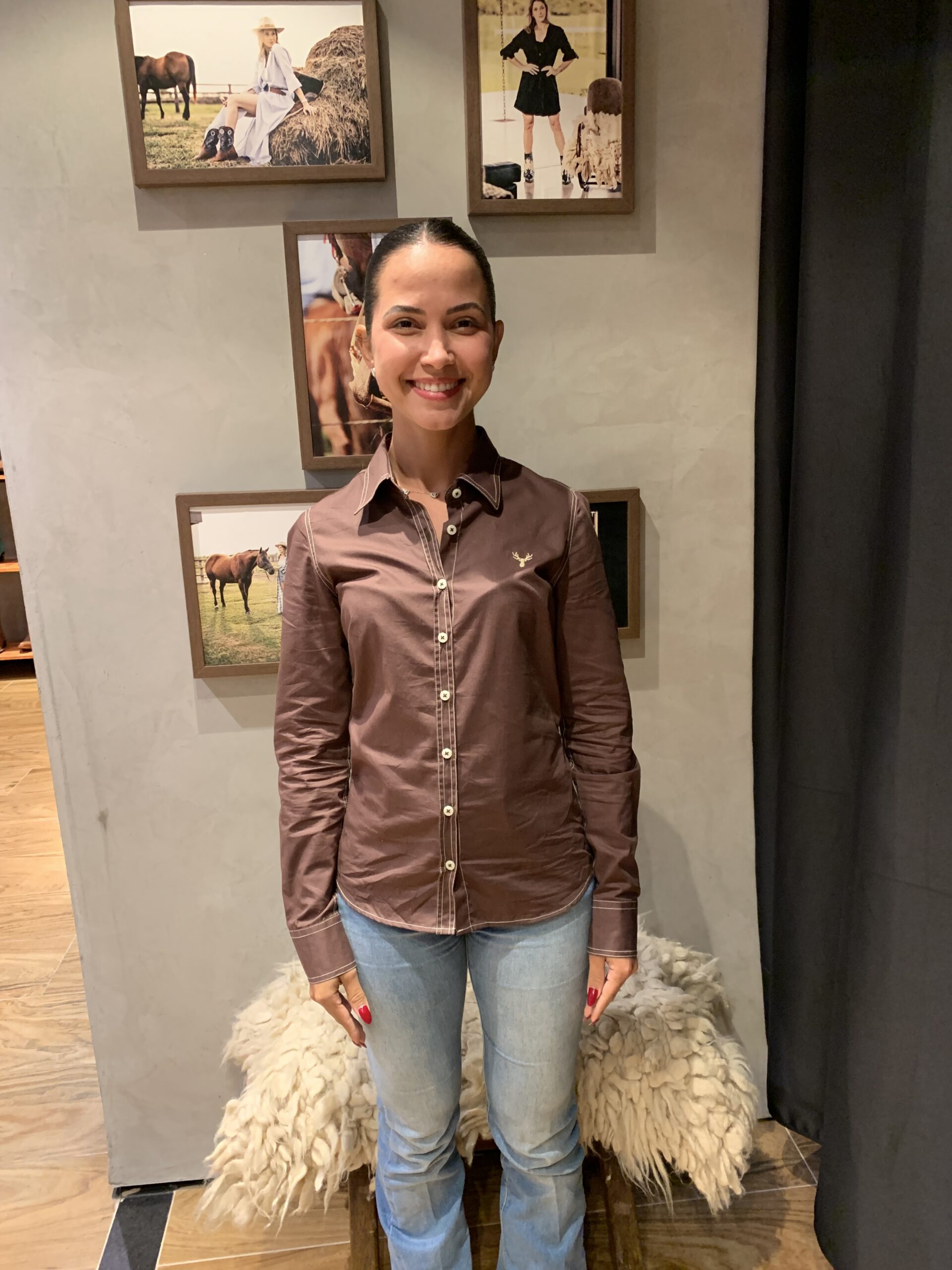 Camisa Feminina RAAT Marrom - Imagem 2
