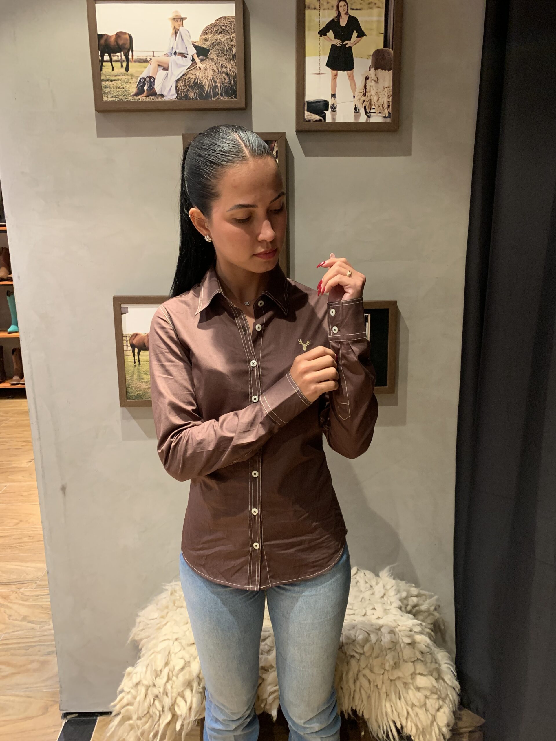 Camisa Feminina RAAT Marrom