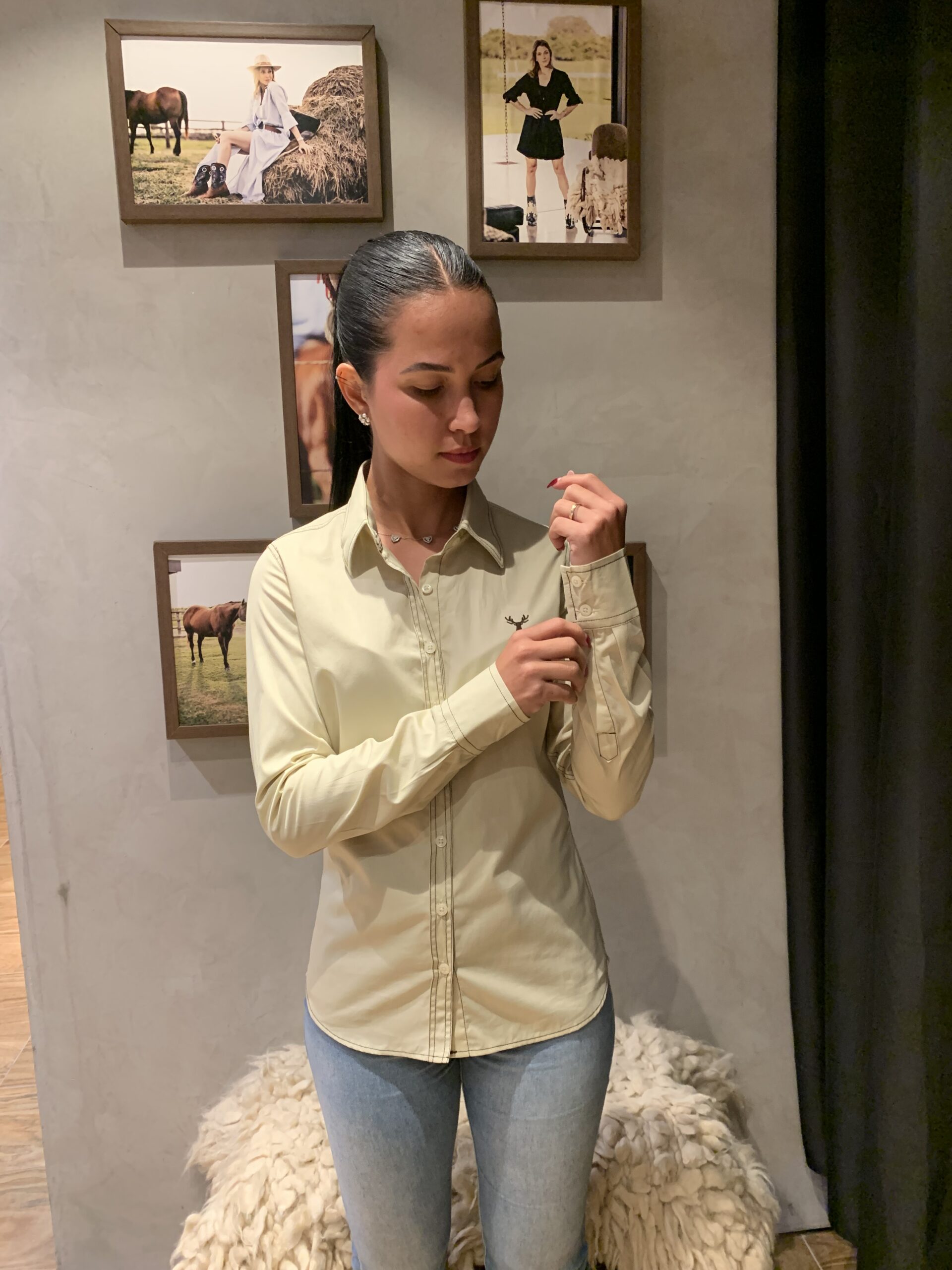 Camisa Feminina RAAT Bege