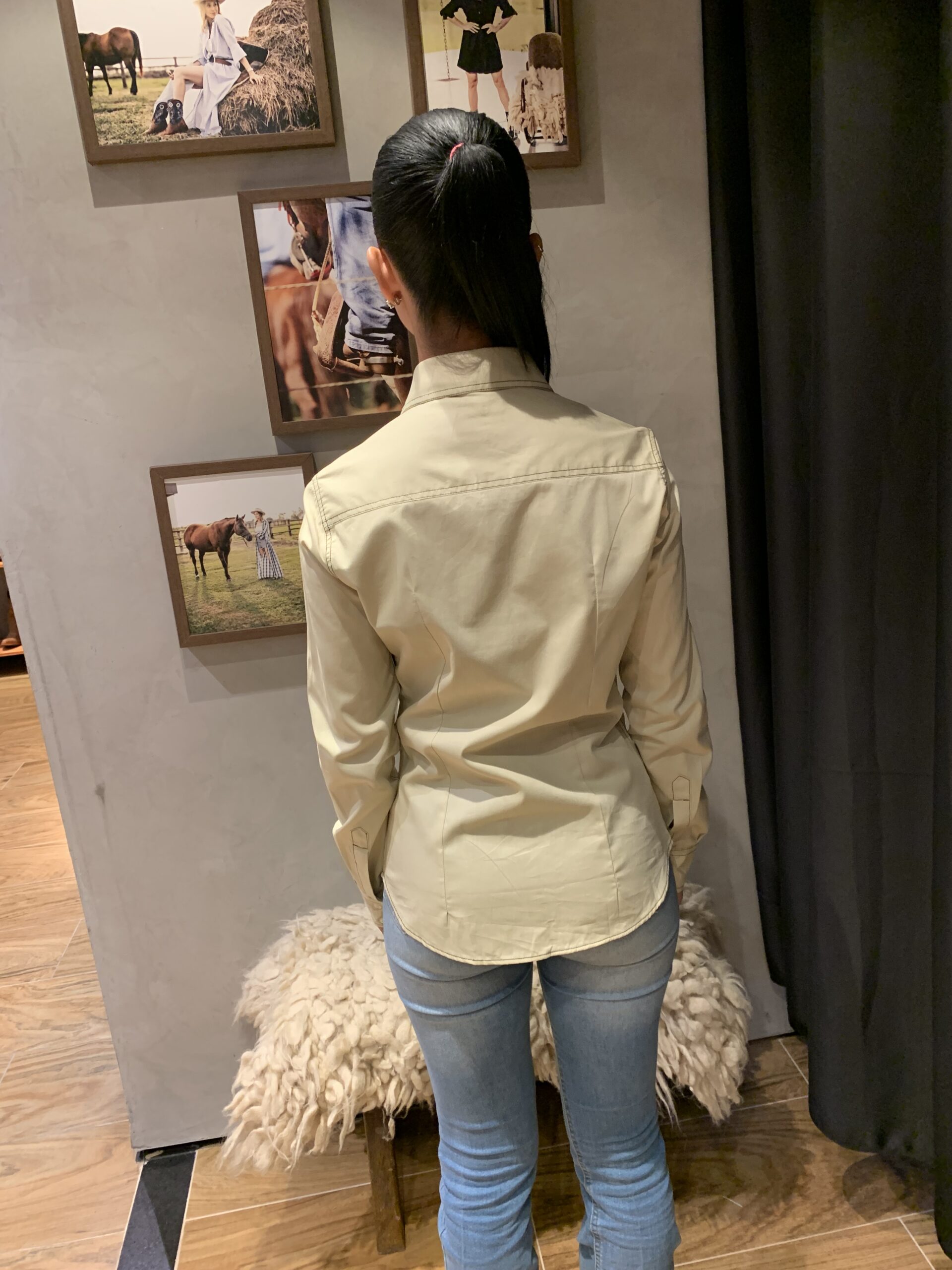 Camisa Feminina RAAT Bege - Imagem 6