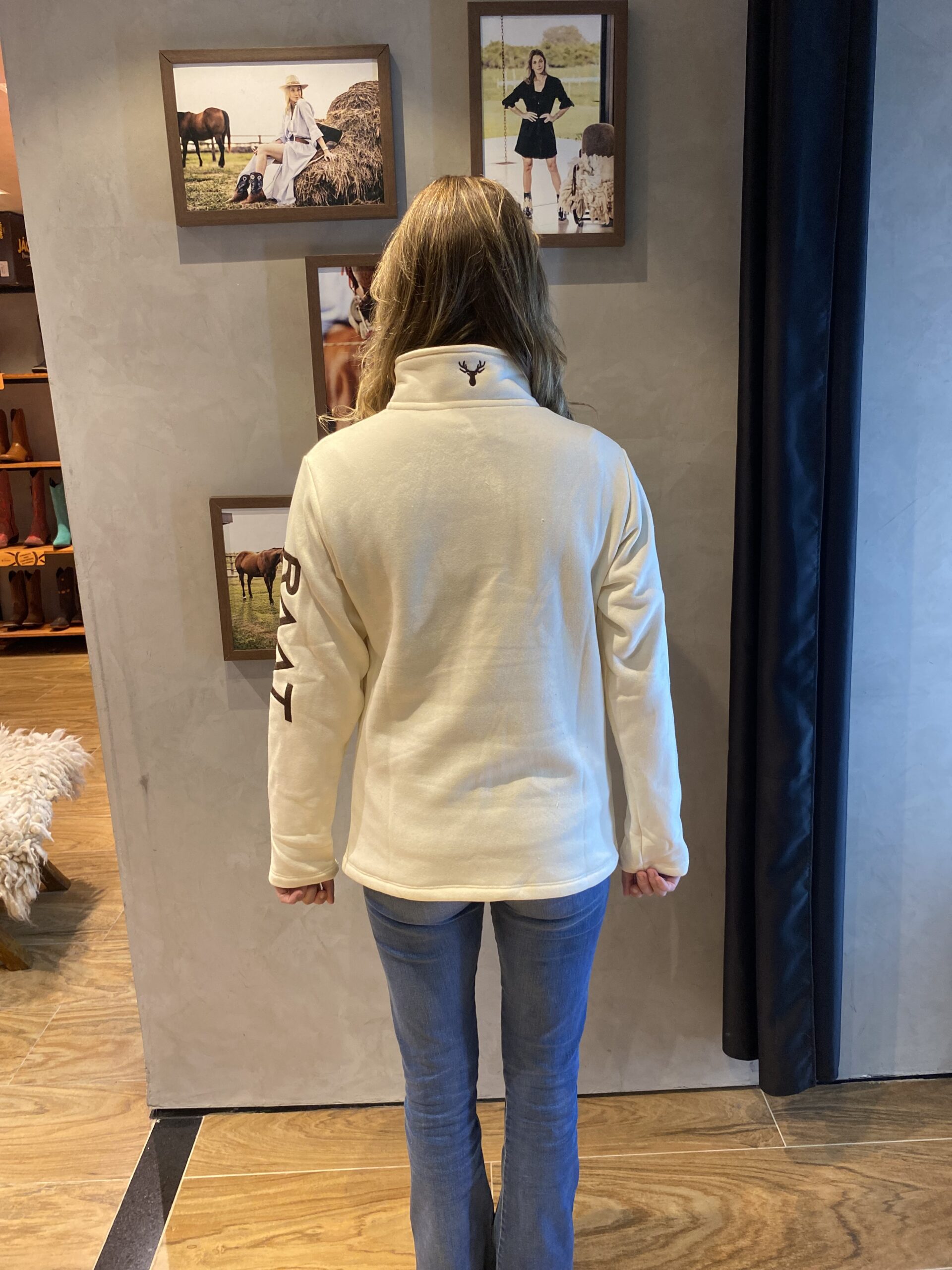 Casaco Feminino Off-White RAAT - Imagem 4